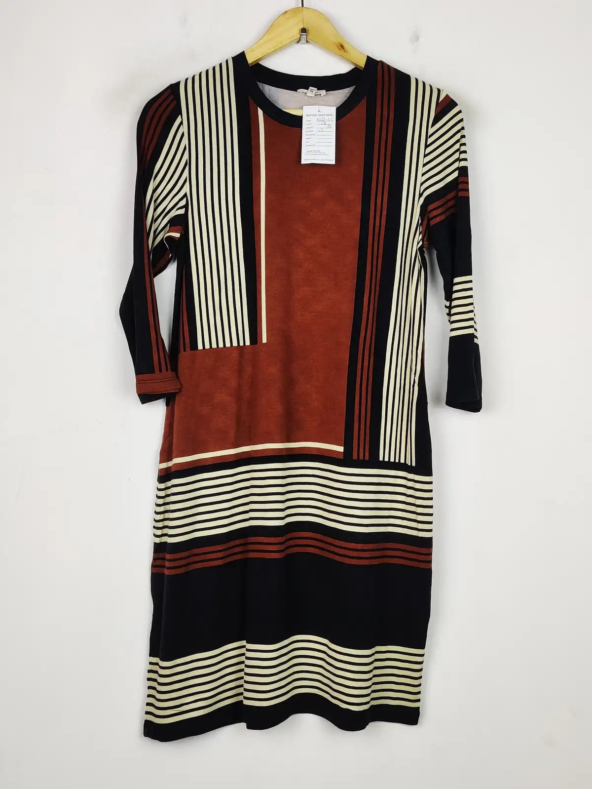 Buy online pre-used pre-loved 100% authentic & Original branded River Island (SBD-25) available in Pakistan. Top international brands avilable.