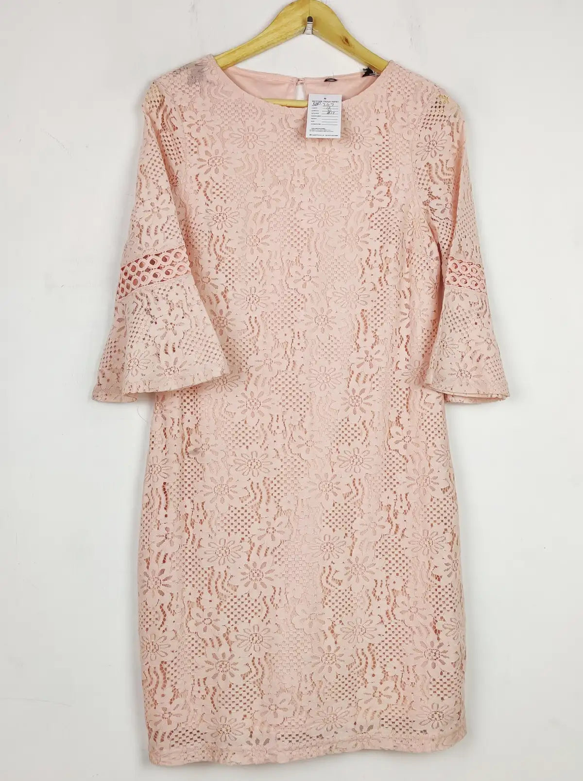 Buy online pre-used pre-loved 100% authentic & Original branded Unknown Brand (SBD-267) available in Pakistan. Top international brands avilable.