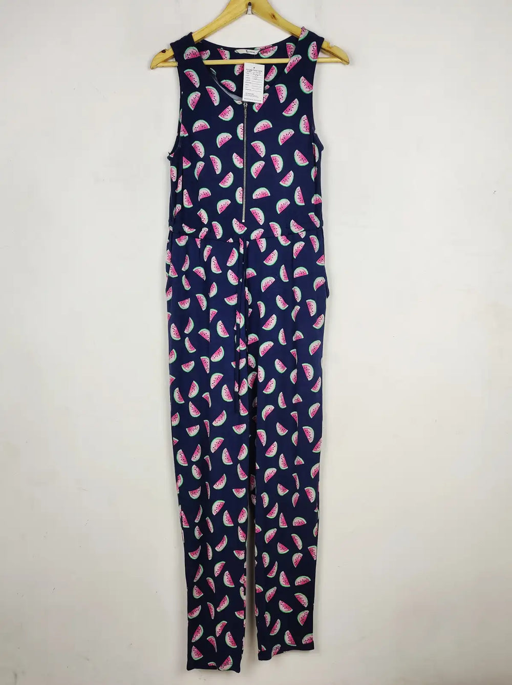 Buy online pre-used pre-loved 100% authentic & Original branded Tu (SBD-279) available in Pakistan. Top international brands avilable.
