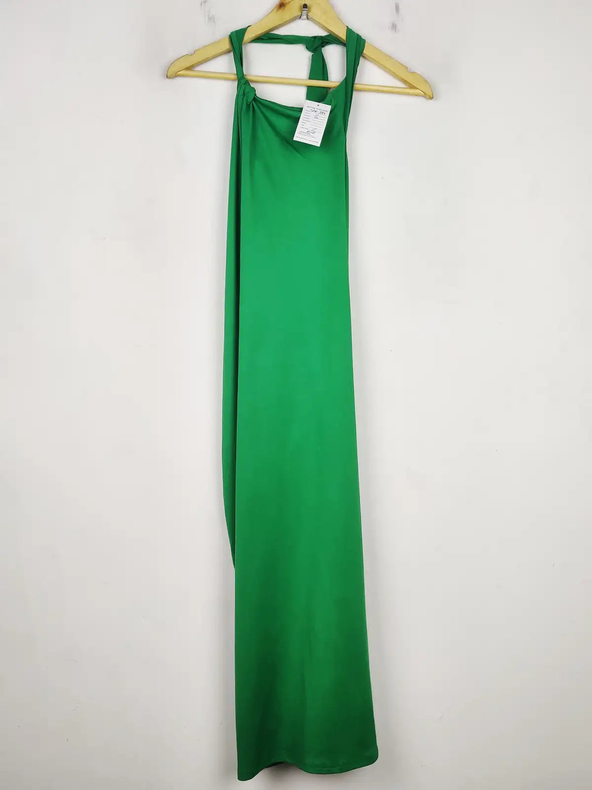 Buy online pre-used pre-loved 100% authentic & Original branded Unknown Brand (SBD-334) available in Pakistan. Top international brands avilable.