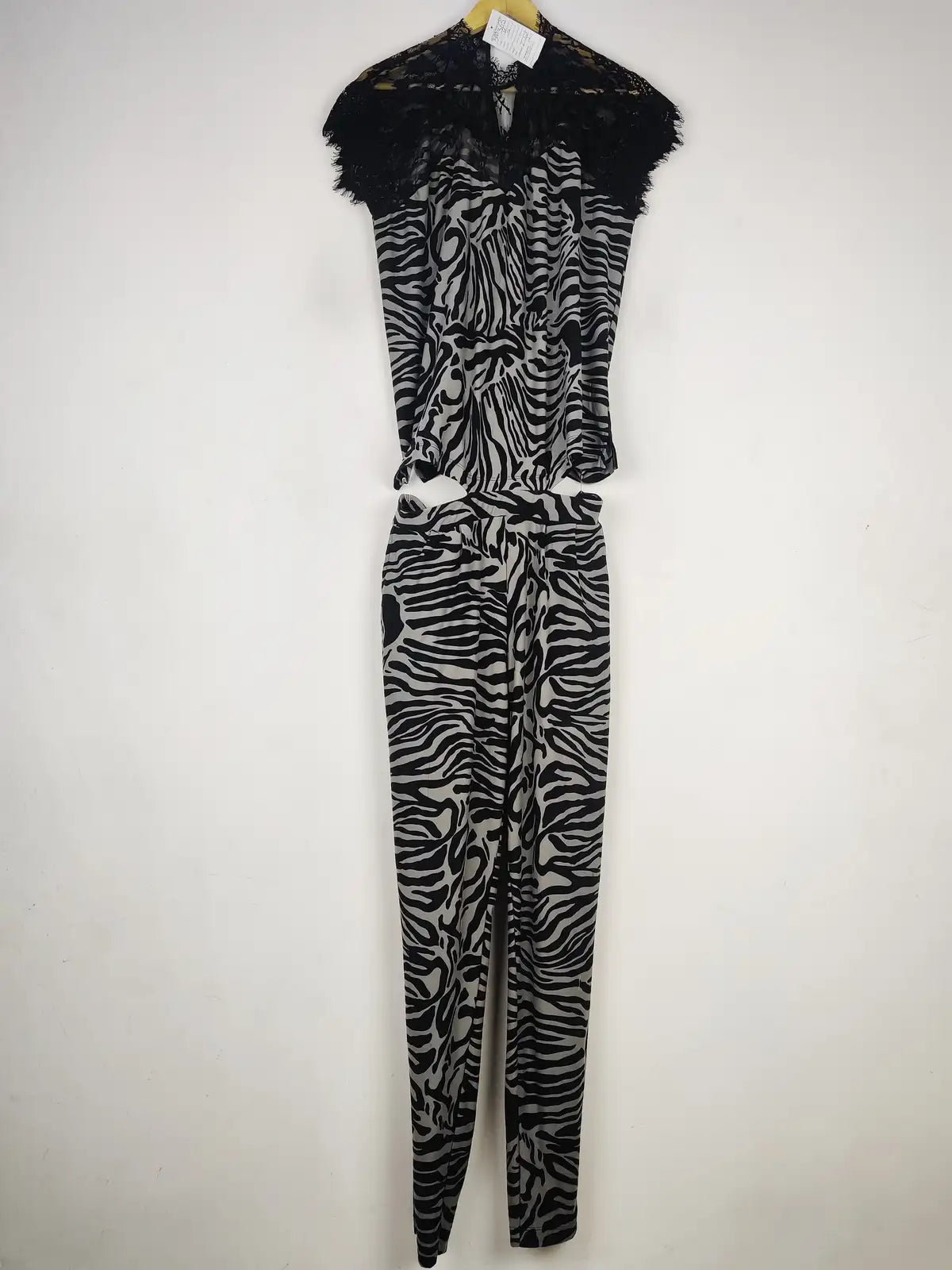 Buy online pre-used pre-loved 100% authentic & Original branded Libert (SBD-365) available in Pakistan. Top international brands avilable.