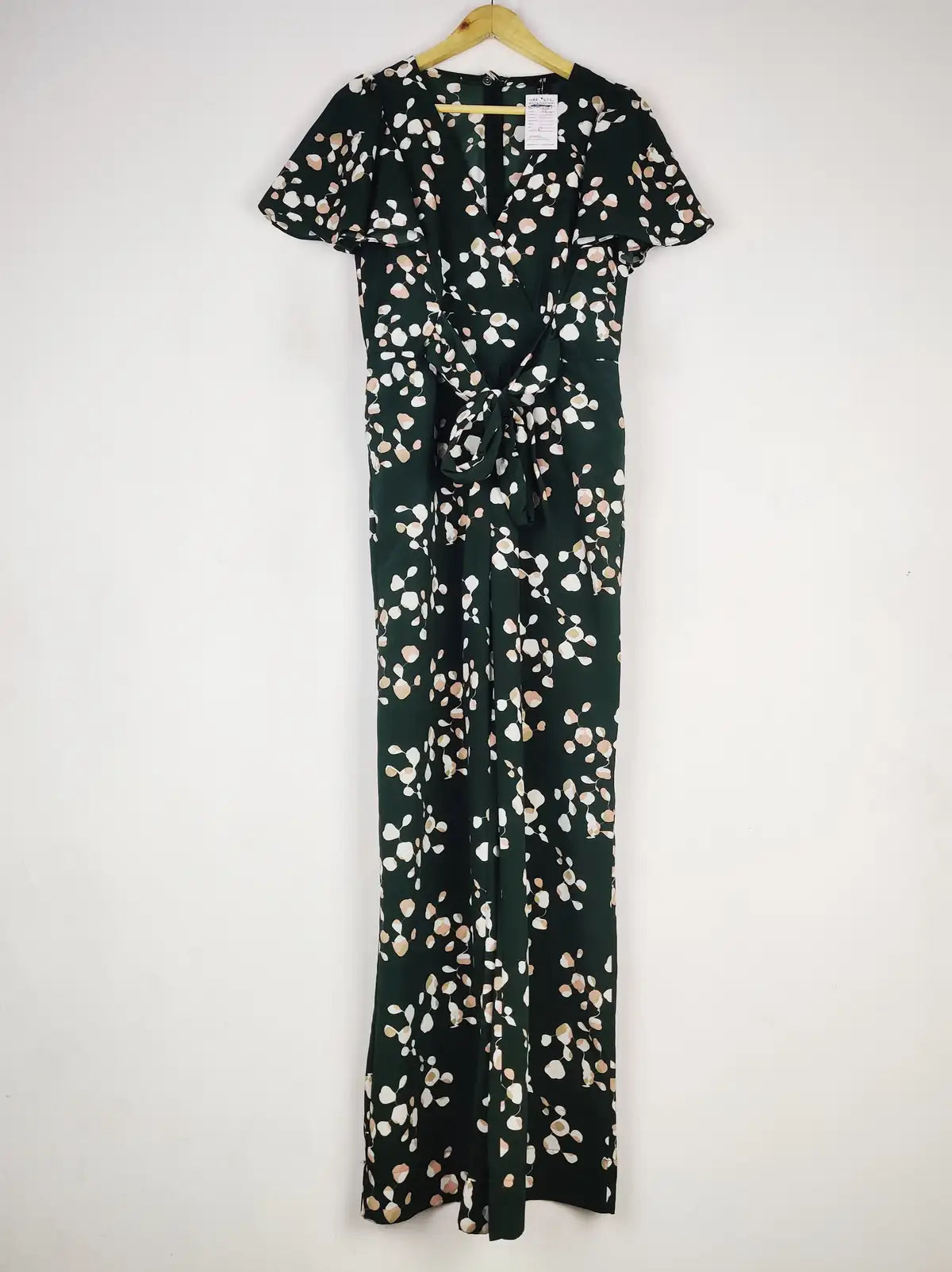Buy online pre-used pre-loved 100% authentic & Original branded H&M (SBD-372) available in Pakistan. Top international brands avilable.