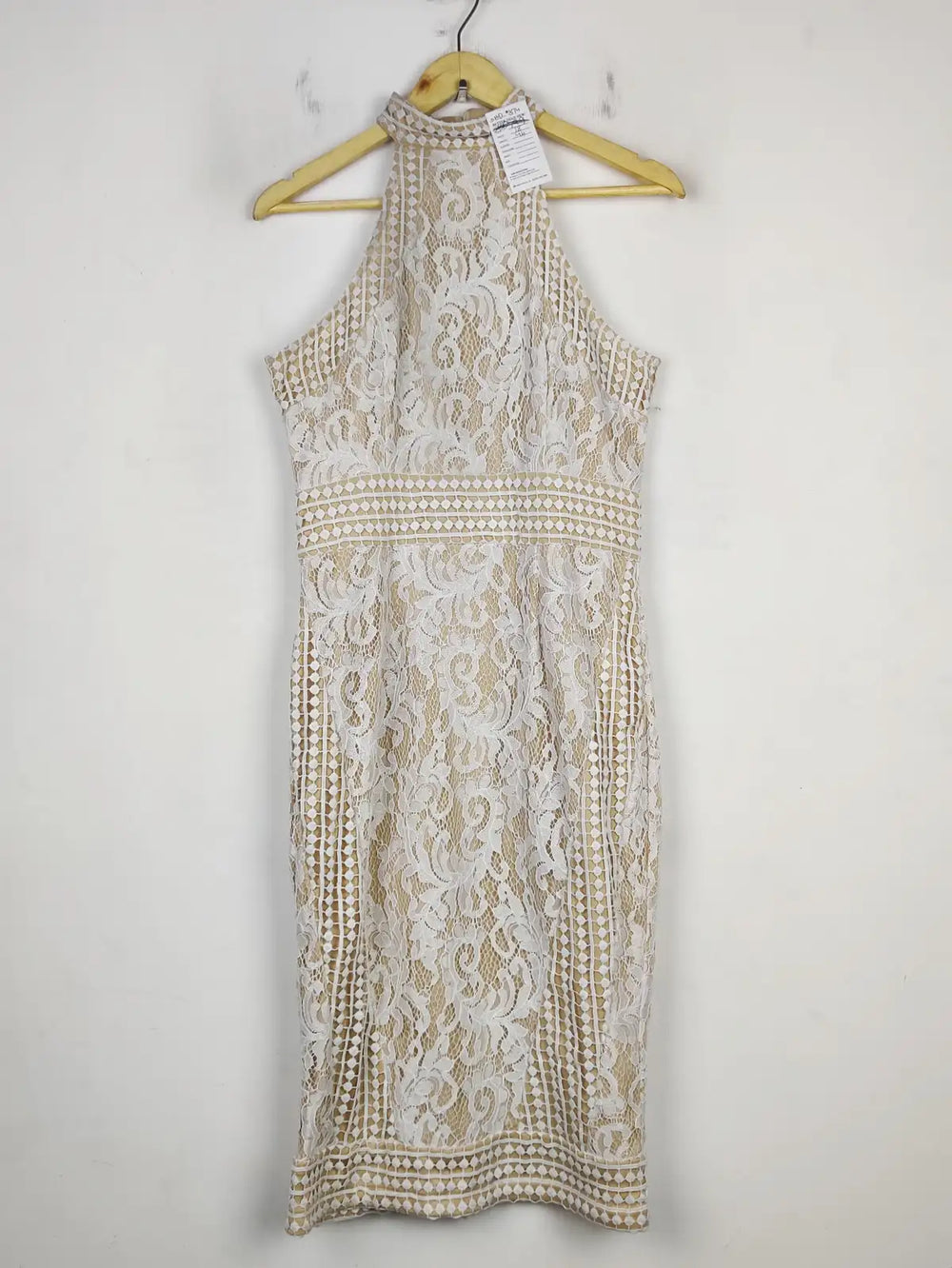 Buy online pre-used pre-loved 100% authentic & Original branded Pretty Little Thing (SBD-374) available in Pakistan. Top international brands avilable.