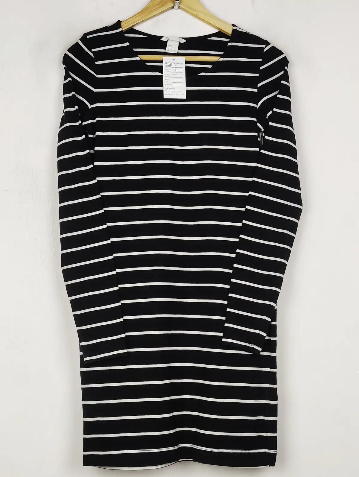 Buy online pre-used pre-loved 100% authentic & Original branded H&M (SBD-415) available in Pakistan. Top international brands avilable.