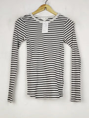 Buy online pre-used pre-loved 100% authentic & Original branded H&M (SBD-417) available in Pakistan. Top international brands avilable.