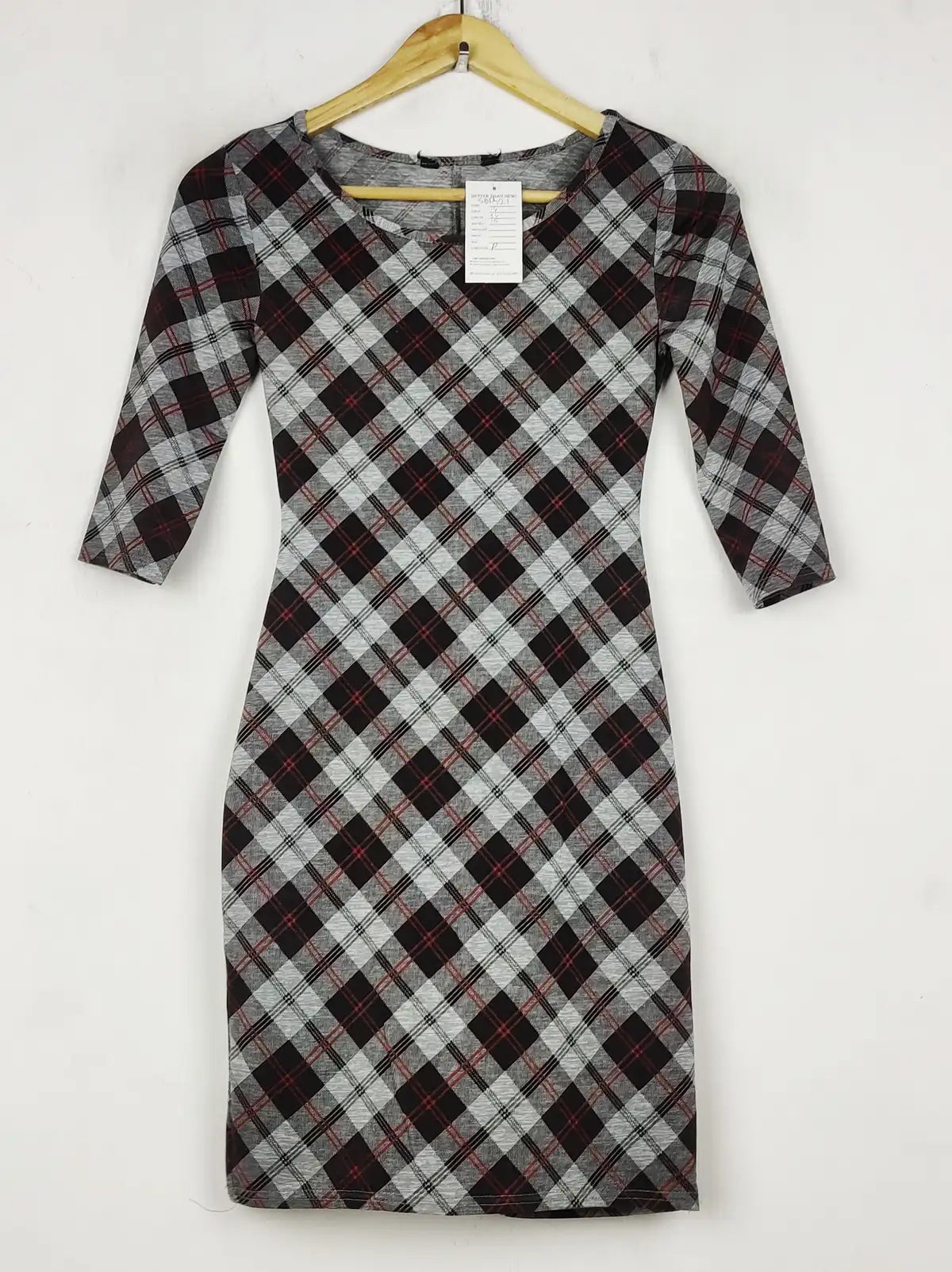 Buy online pre-used pre-loved 100% authentic & Original branded Unknown Brand (SBD-421) available in Pakistan. Top international brands avilable.