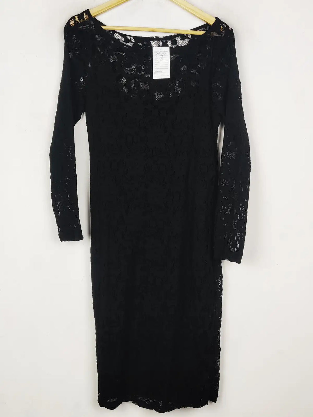 Buy online pre-used pre-loved 100% authentic & Original branded Unknown Brand (SBD-428) available in Pakistan. Top international brands avilable.