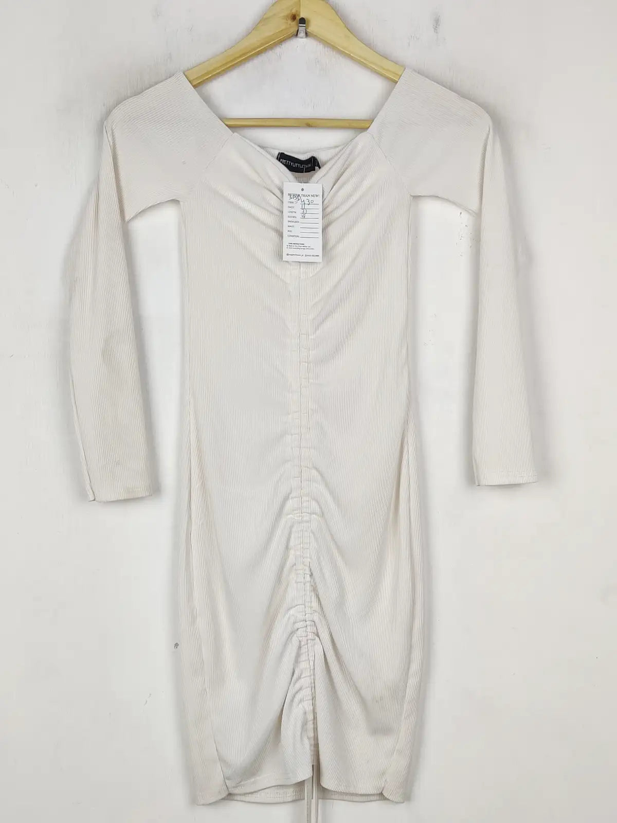 Buy online pre-used pre-loved 100% authentic & Original branded Prettylittlething (SBD-430) available in Pakistan. Top international brands avilable.