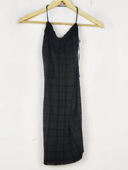 Buy online pre-used pre-loved 100% authentic & Original branded H&M (SBD-436) available in Pakistan. Top international brands avilable.