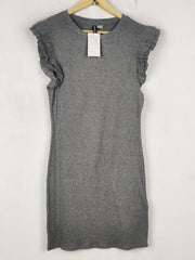 Buy online pre-used pre-loved 100% authentic & Original branded H&M (SBD-453) available in Pakistan. Top international brands avilable.