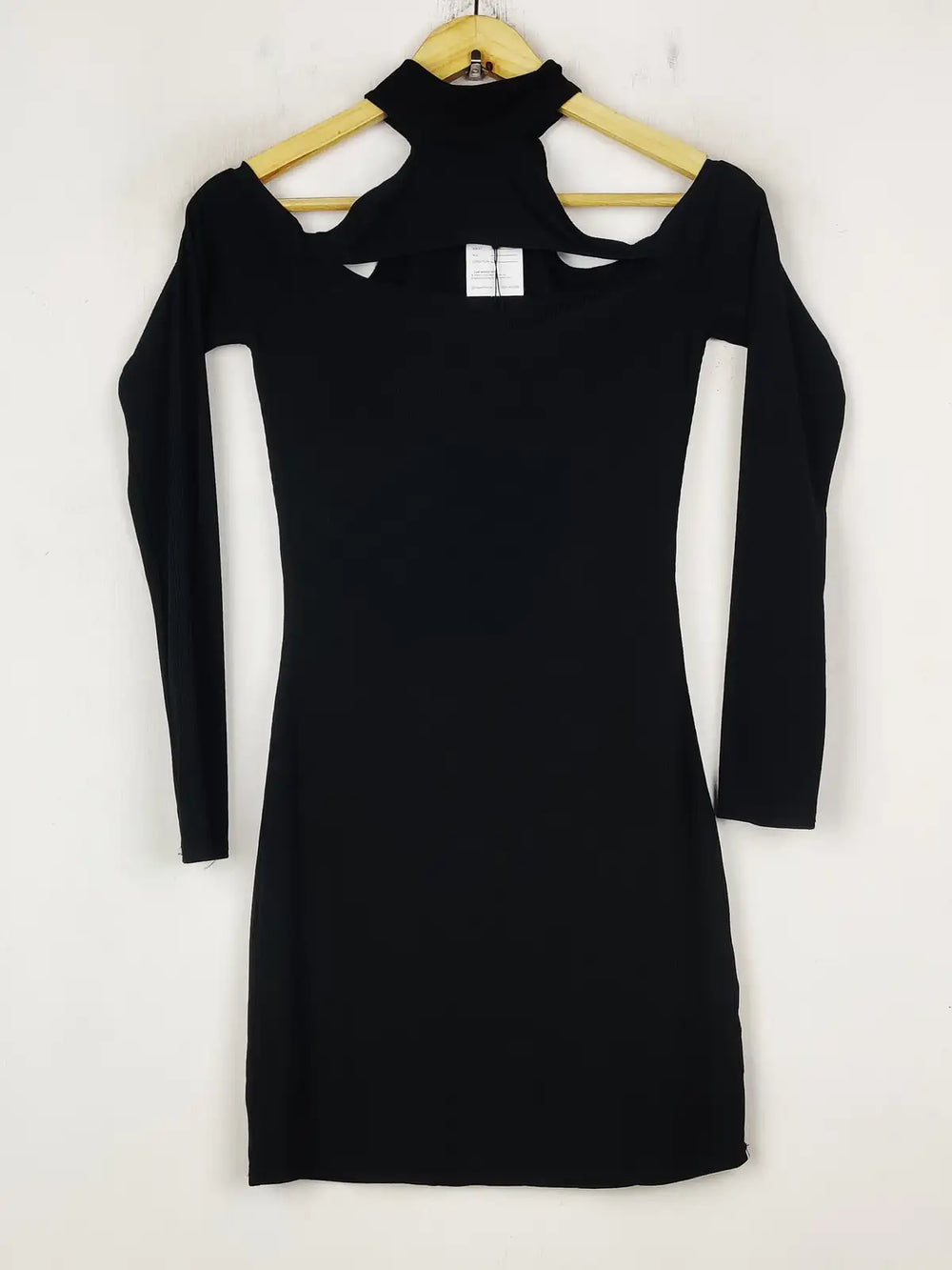 Buy online pre-used pre-loved 100% authentic & Original branded Prettylittlething (SBD-459) available in Pakistan. Top international brands avilable.