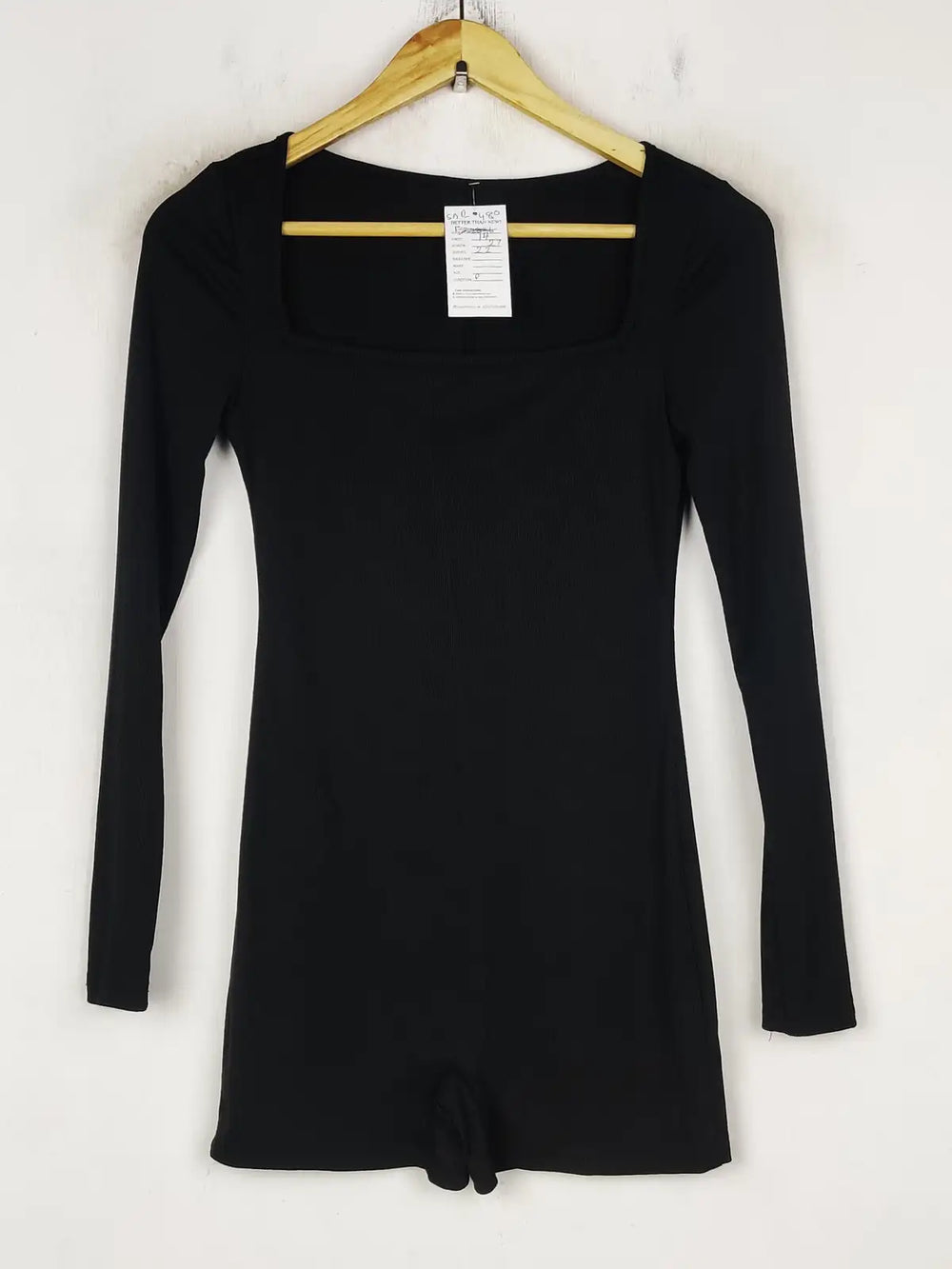 Buy online pre-used pre-loved 100% authentic & Original branded Shein (SBD-480) available in Pakistan. Top international brands avilable.