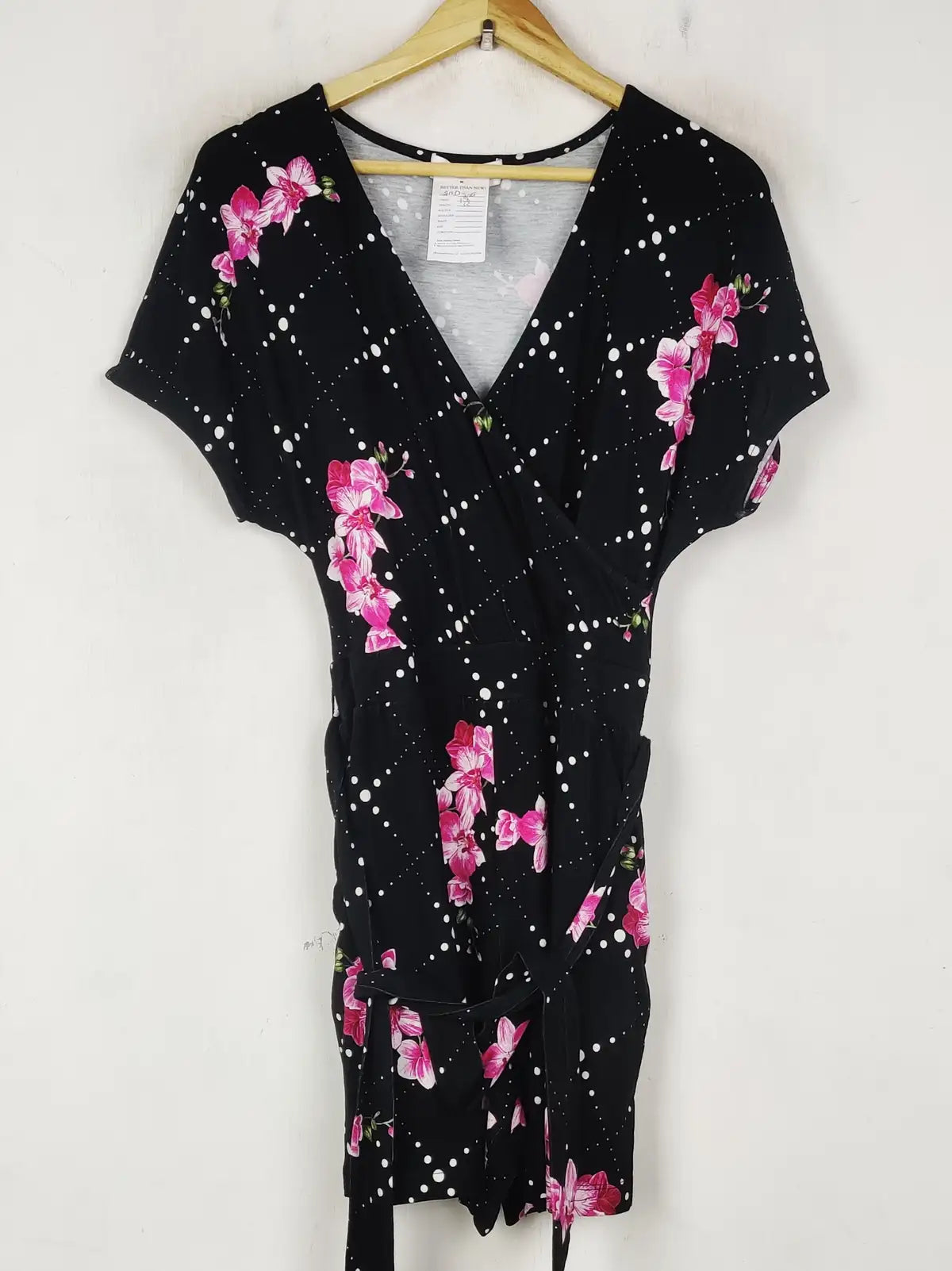 Buy online pre-used pre-loved 100% authentic & Original branded &Et (SBD-505) available in Pakistan. Top international brands avilable.