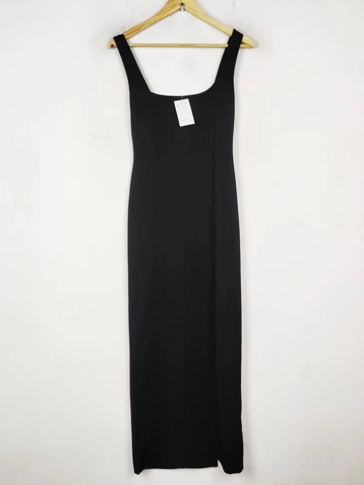 Buy online pre-used pre-loved 100% authentic & Original branded Shein (SBD-512) available in Pakistan. Top international brands avilable.
