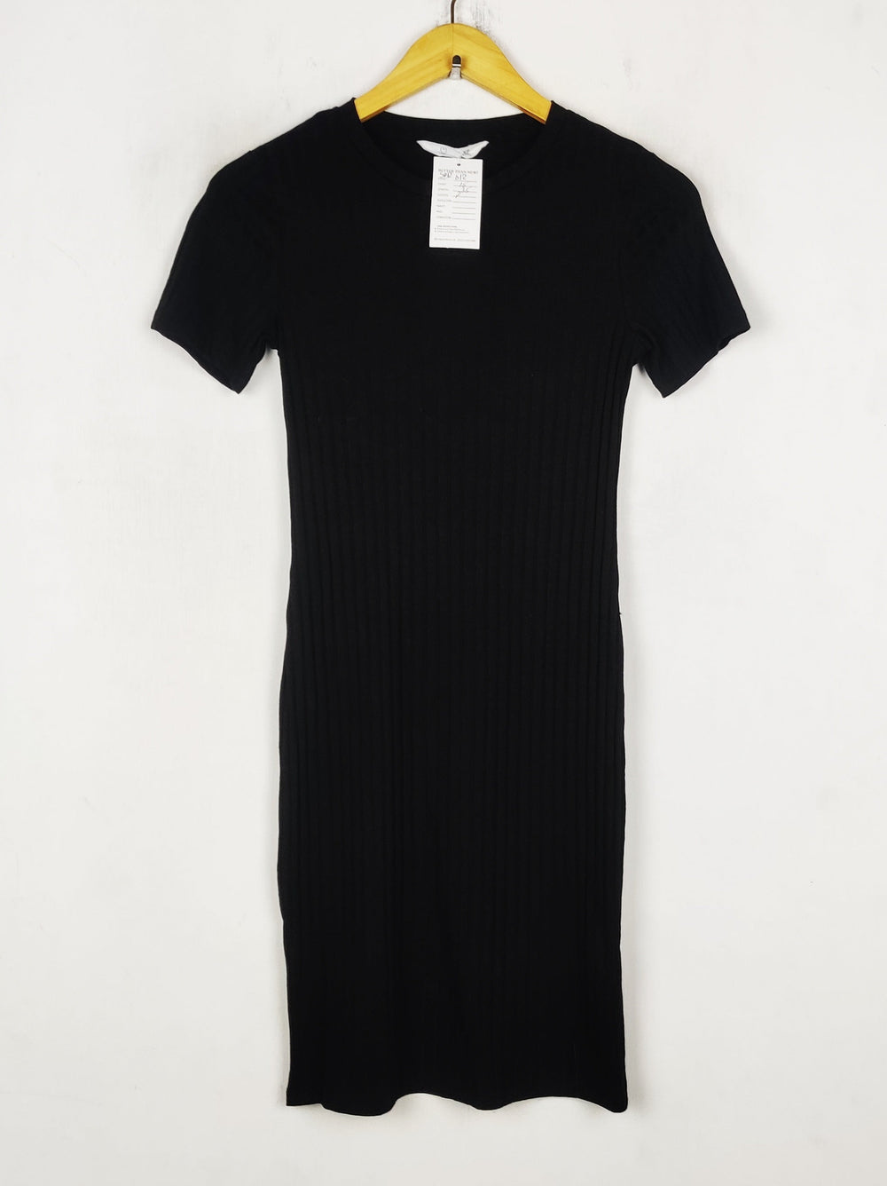 Buy online pre-used pre-loved 100% authentic & Original branded Primark (SBD-612) available in Pakistan. Top international brands avilable.