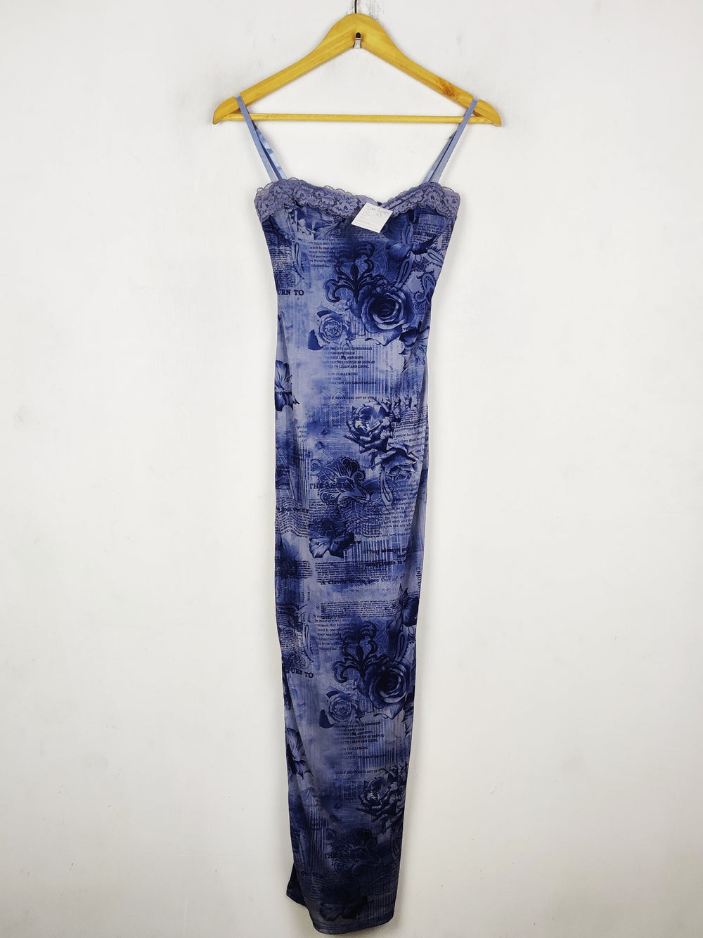 Buy online pre-used pre-loved 100% authentic & Original branded Shein (SBD-624) available in Pakistan. Top international brands avilable.
