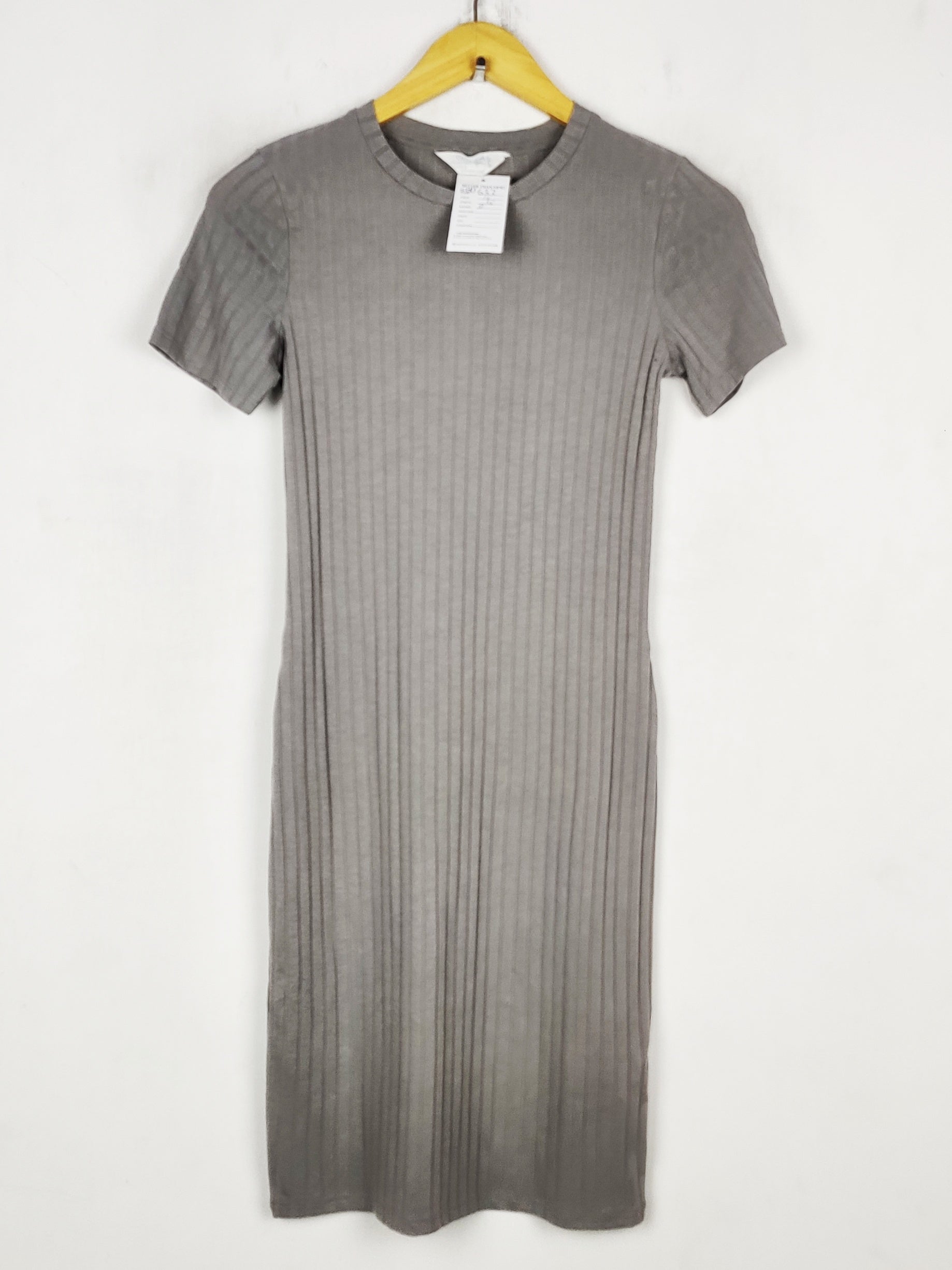 Buy online pre-used pre-loved 100% authentic & Original branded Primark (SBD-632) available in Pakistan. Top international brands avilable.