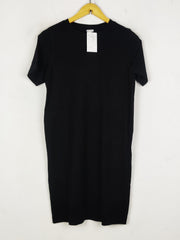 Buy online pre-used pre-loved 100% authentic & Original branded H&M (SBD-639) available in Pakistan. Top international brands avilable.