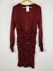 Buy online pre-used pre-loved 100% authentic & Original branded Fashion Nova (SBD-654) available in Pakistan. Top international brands avilable.
