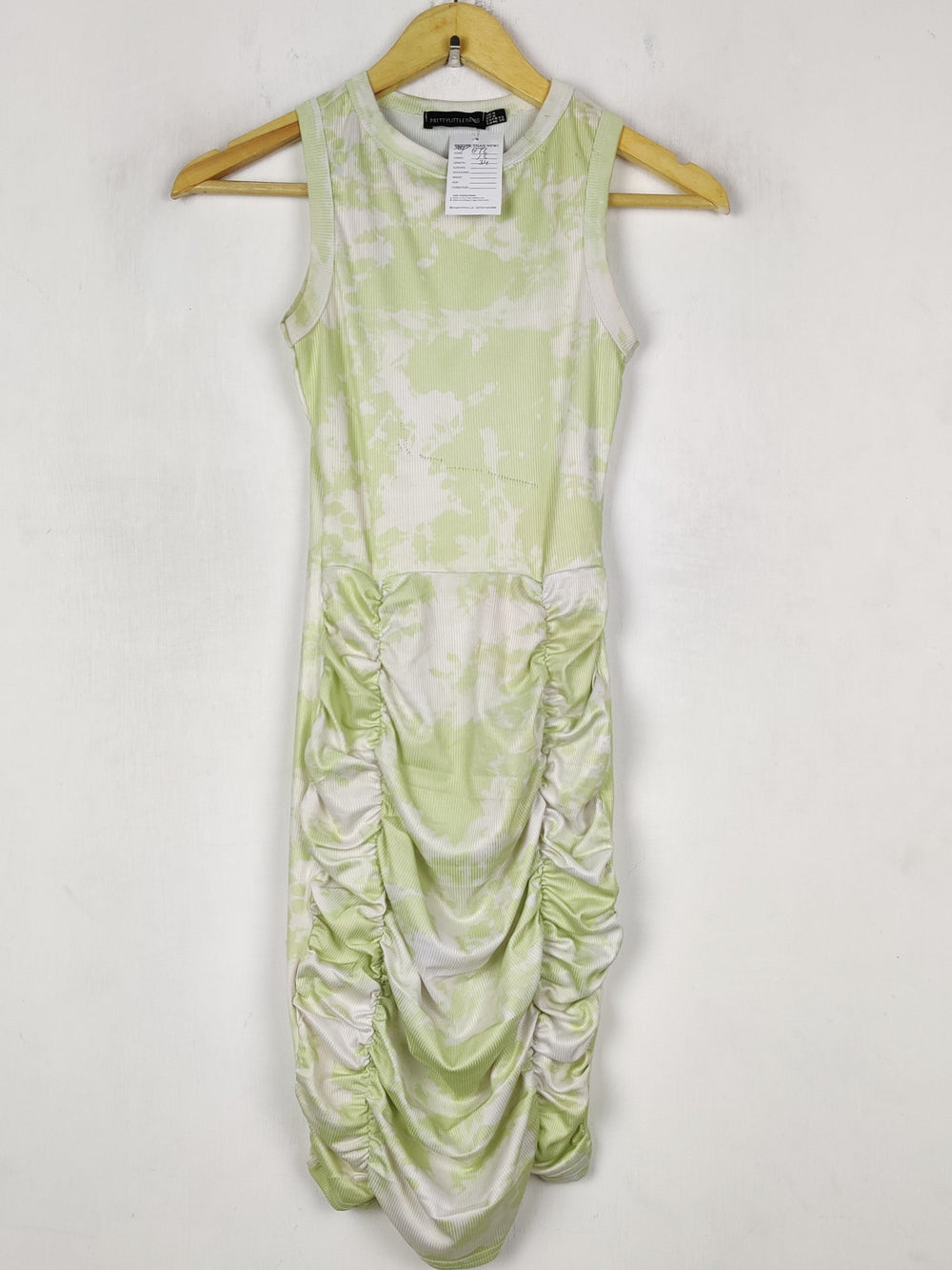 Buy online pre-used pre-loved 100% authentic & Original branded Prettylittlething (SBD-672) available in Pakistan. Top international brands avilable.