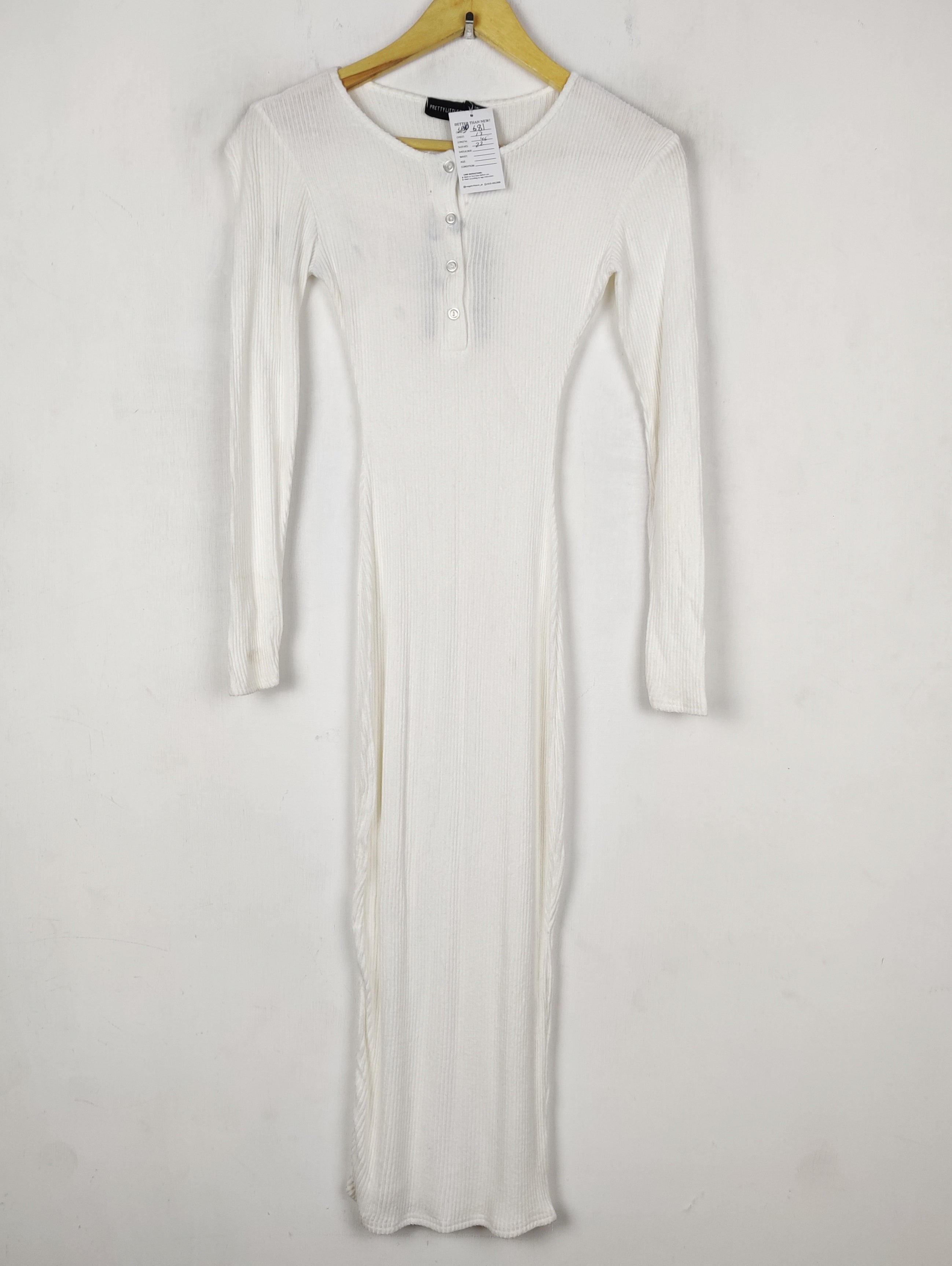 Buy online pre-used pre-loved 100% authentic & Original branded Prettylittlething (SBD-681) available in Pakistan. Top international brands avilable.