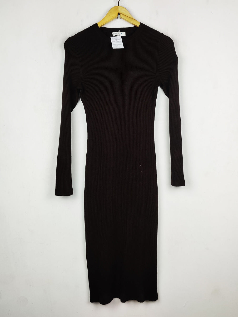 Buy online pre-used pre-loved 100% authentic & Original branded Primark (SBD-693) available in Pakistan. Top international brands avilable.