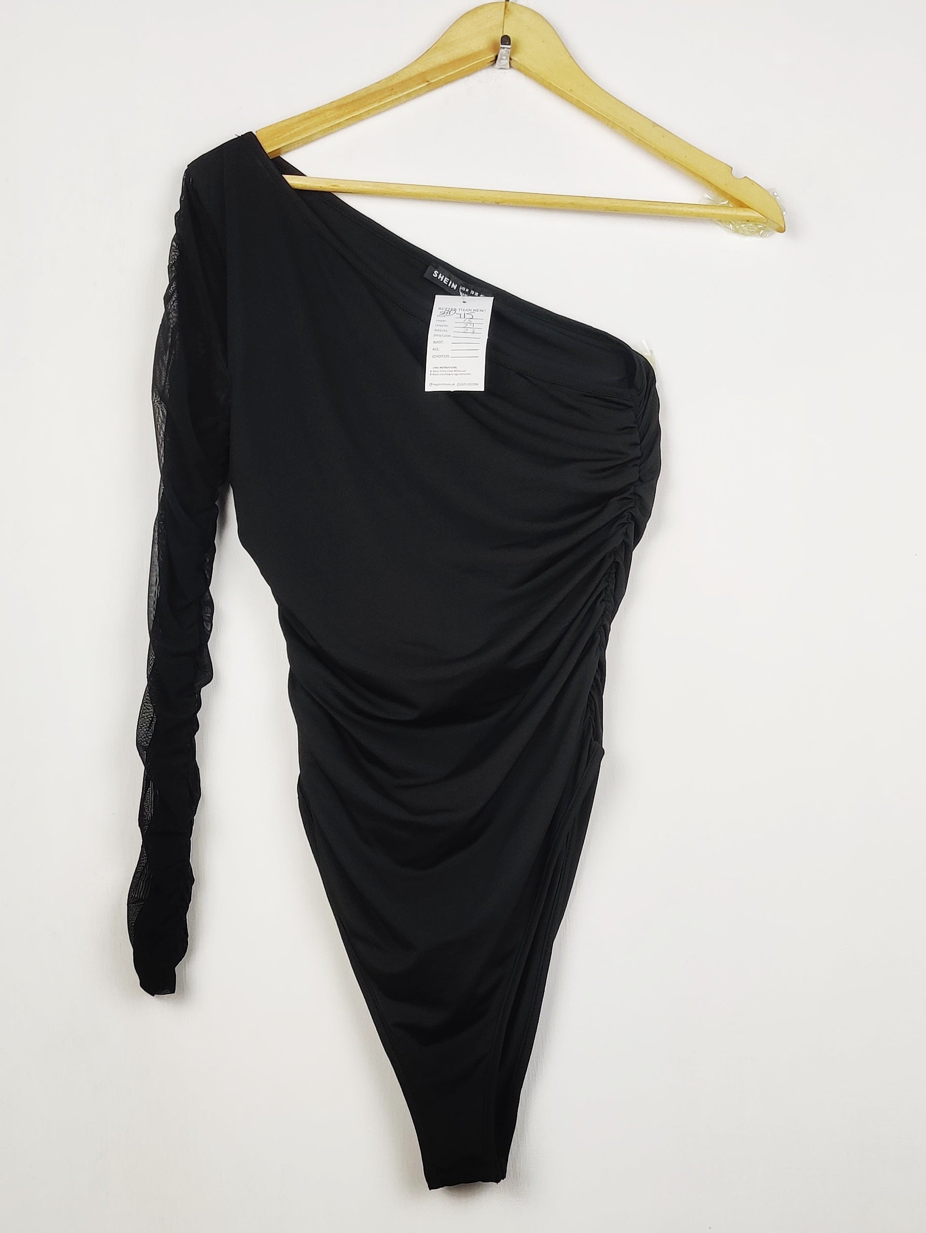 Buy online pre-used pre-loved 100% authentic & Original branded Shein (SBD-715) available in Pakistan. Top international brands avilable.