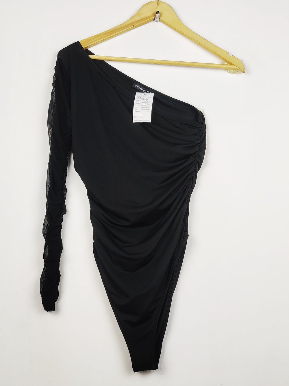 Buy online pre-used pre-loved 100% authentic & Original branded Shein (SBD-715) available in Pakistan. Top international brands avilable.