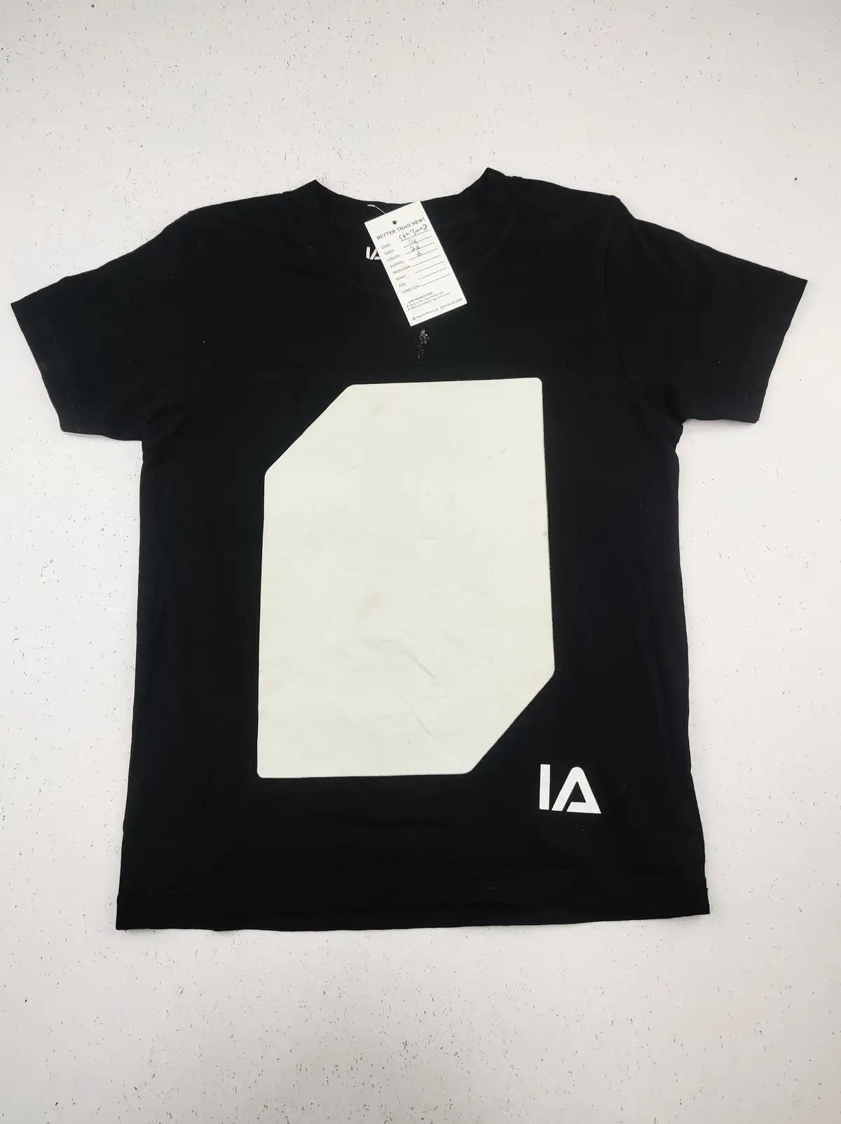 Buy online pre-used pre-loved 100% authentic & Original branded Llluminated Apparel (SBT-3008) available in Pakistan. Top international brands avilable.