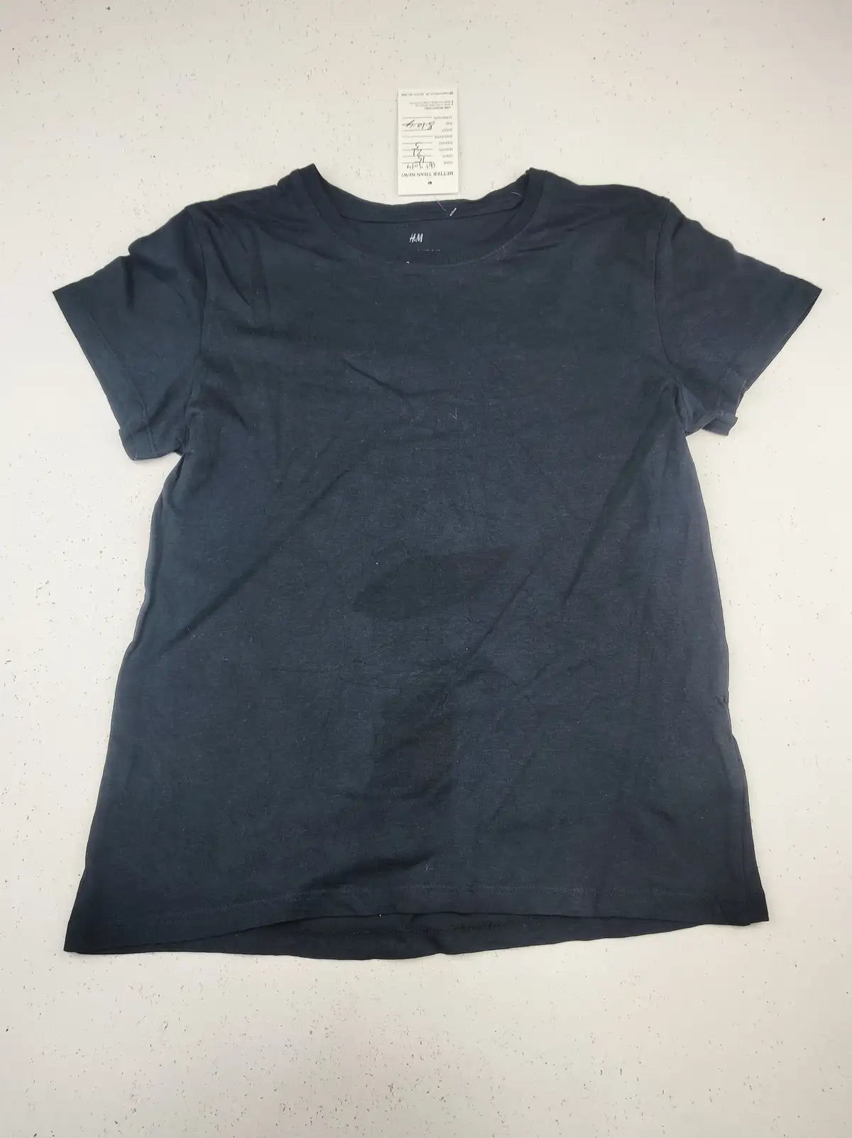 Buy online pre-used pre-loved 100% authentic & Original branded H&M (SBT-3014) available in Pakistan. Top international brands avilable.