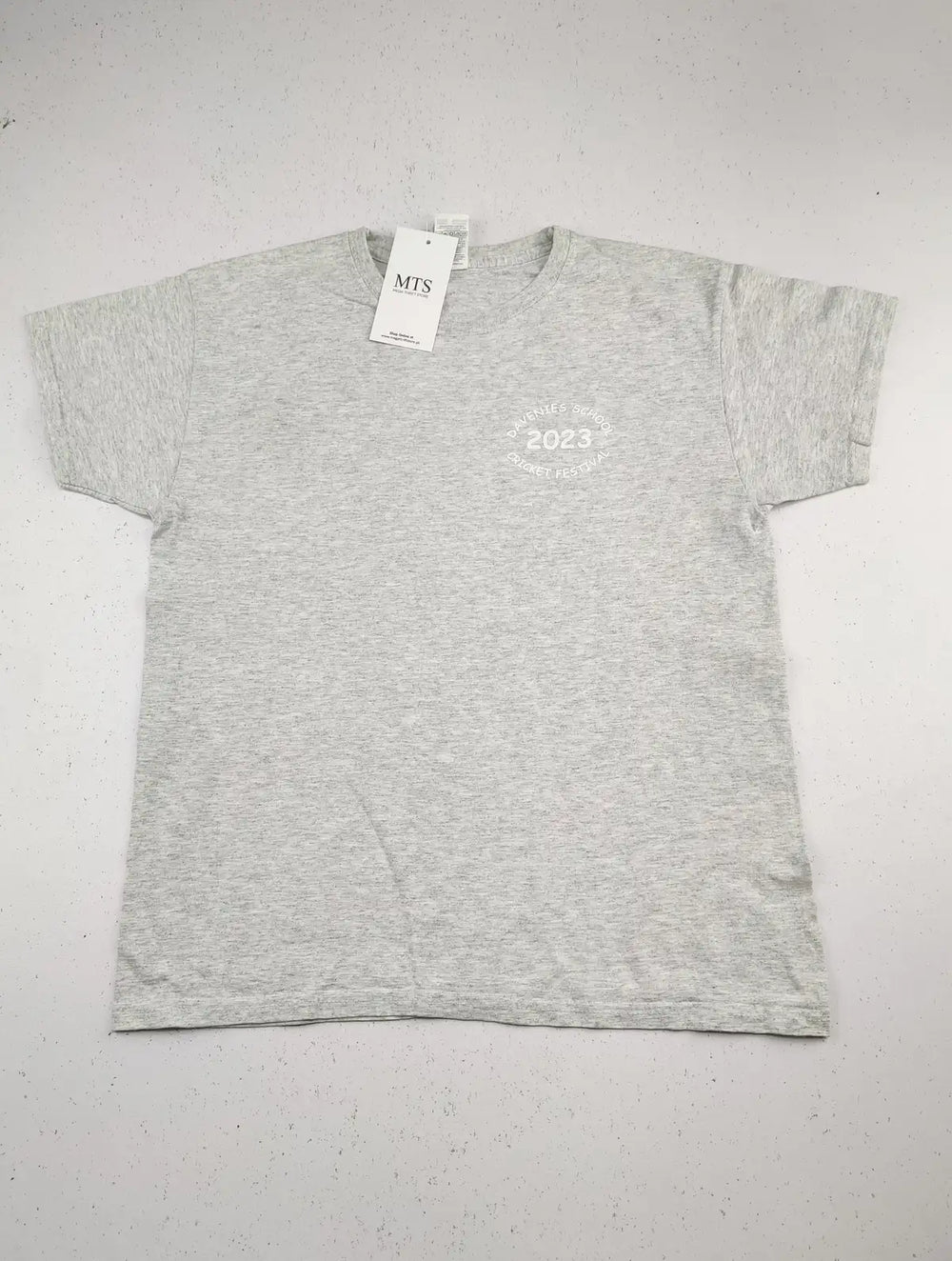 Buy online pre-used pre-loved 100% authentic & Original branded Fruit Of The Loom (SBT-3381) available in Pakistan. Top international brands avilable.