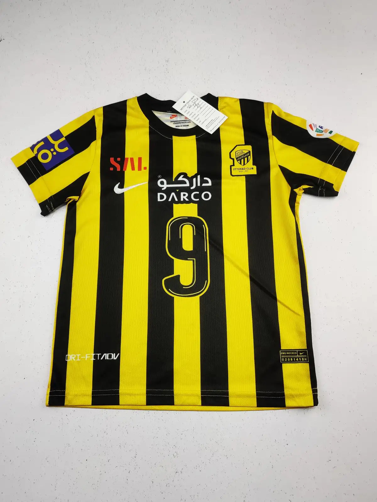 Buy online pre-used pre-loved 100% authentic & Original branded Dri Fit (SBT-3392) available in Pakistan. Top international brands avilable.