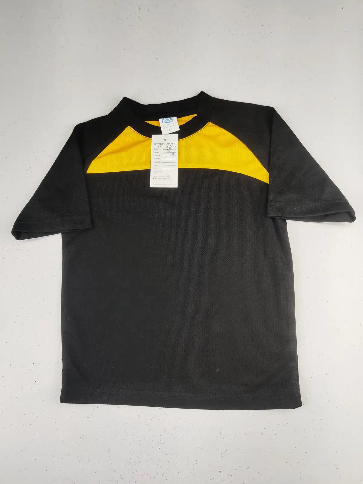 Buy online pre-used pre-loved 100% authentic & Original branded Kool (SBT-3657) available in Pakistan. Top international brands avilable.