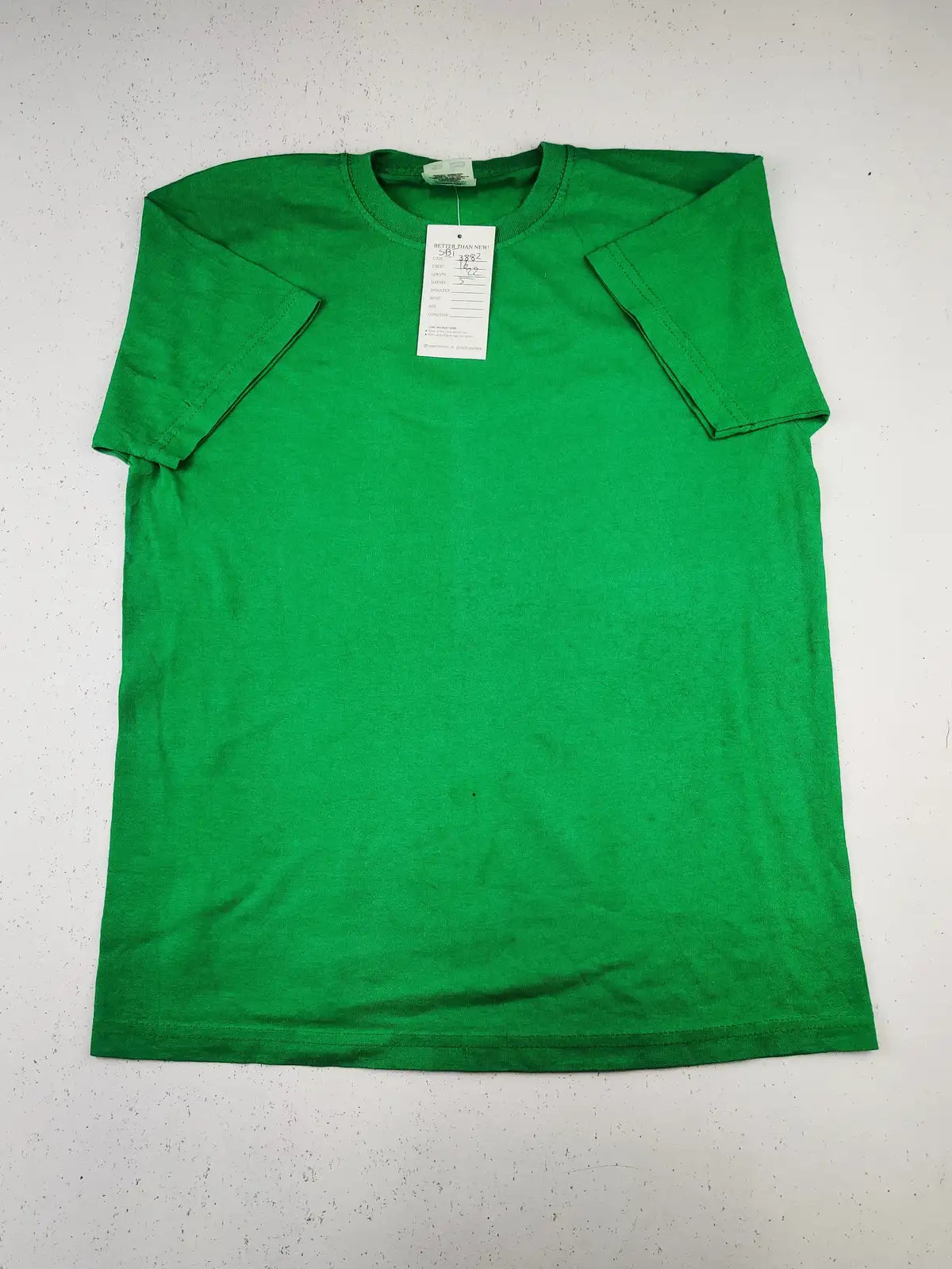 Buy online pre-used pre-loved 100% authentic & Original branded Fruit Of The Loom (SBT-3882) available in Pakistan. Top international brands avilable.