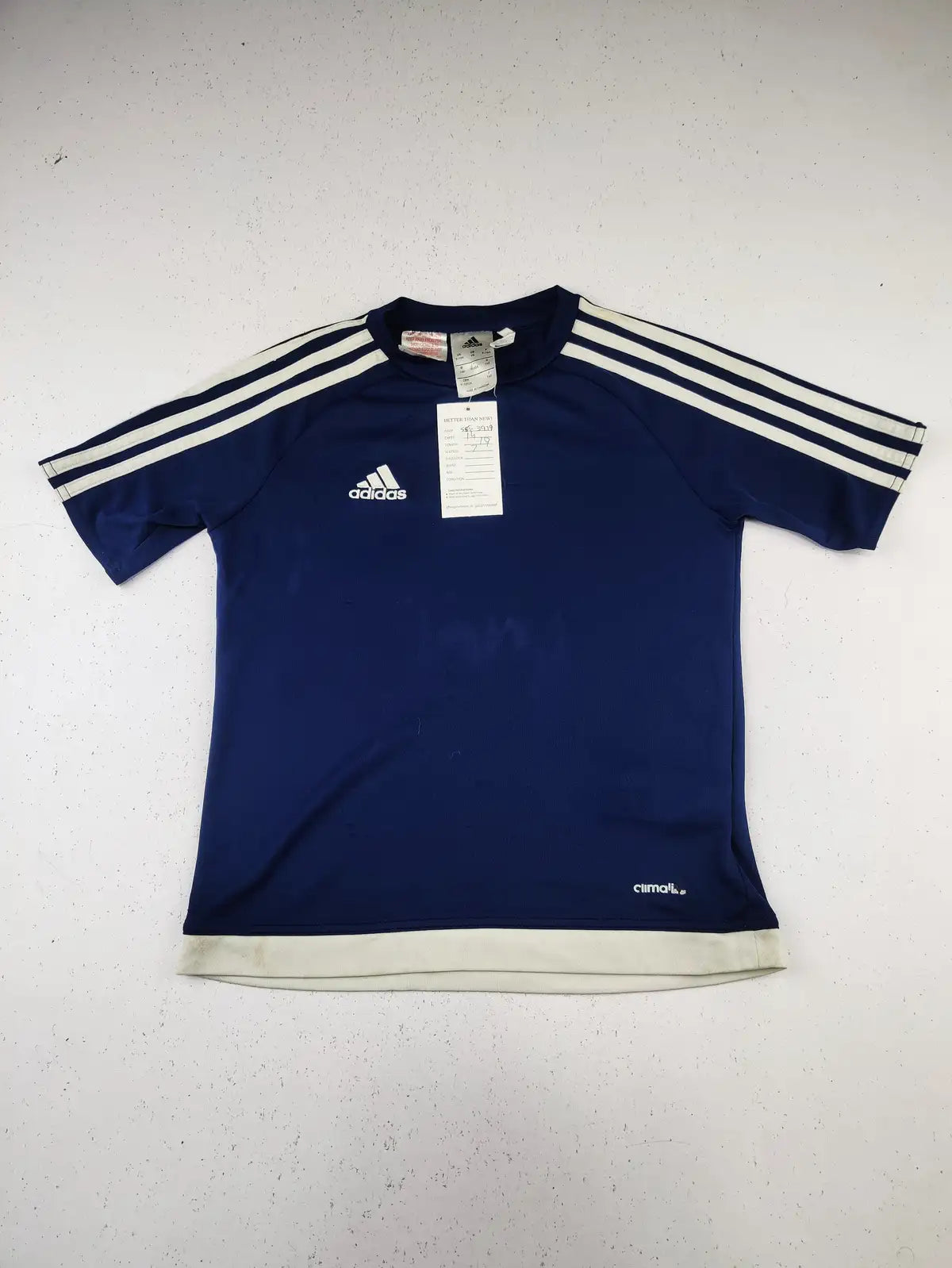 Buy online pre-used pre-loved 100% authentic & Original branded Adidas (SBT-3979) available in Pakistan. Top international brands avilable.