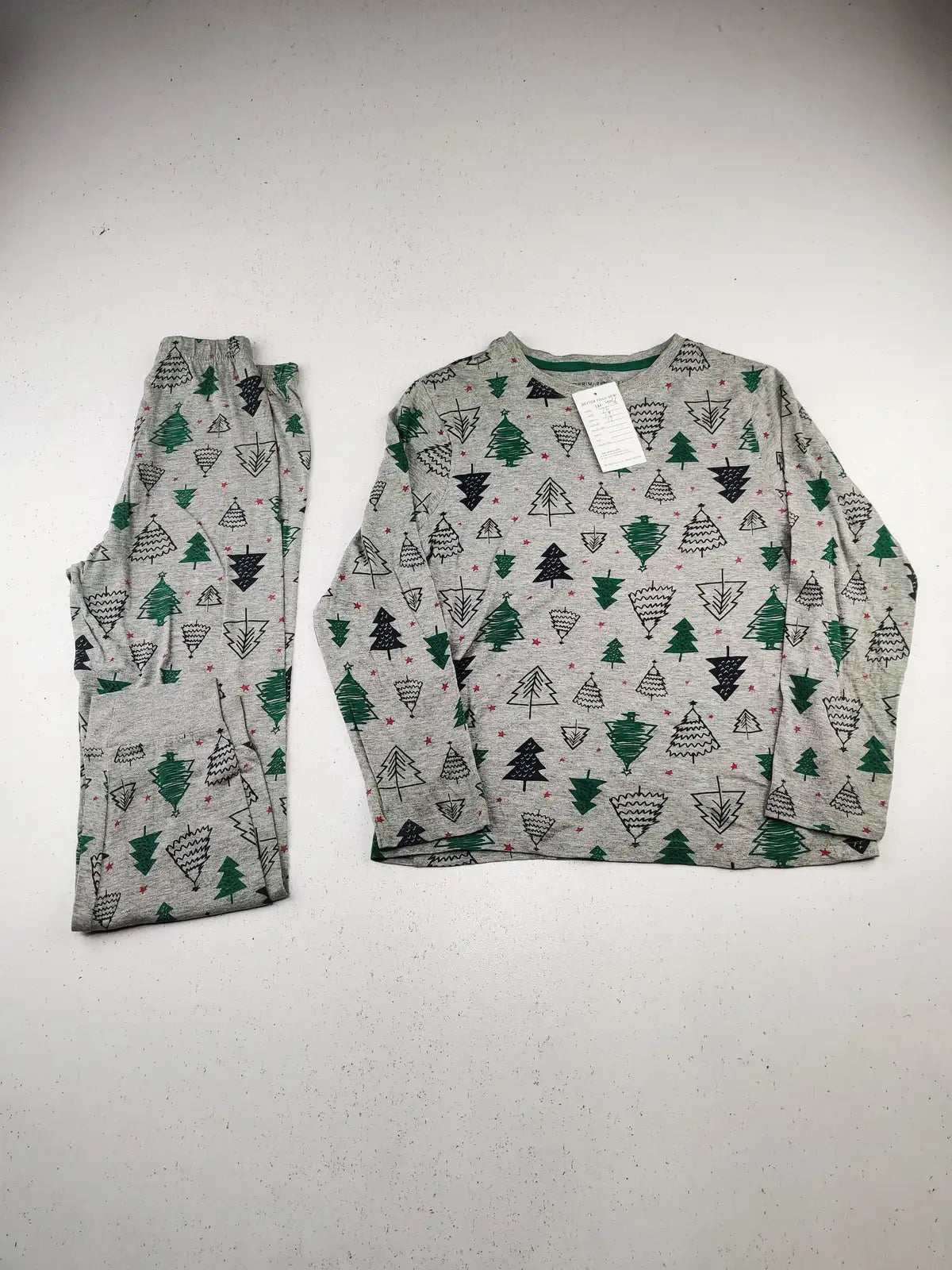 Buy online pre-used pre-loved 100% authentic & Original branded Primark (SBT-4056) available in Pakistan. Top international brands avilable.