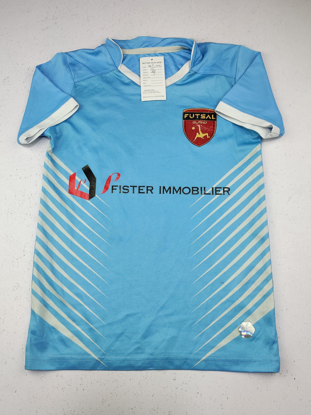 Buy online pre-used pre-loved 100% authentic & Original branded Sport (SBT-4141) available in Pakistan. Top international brands avilable.