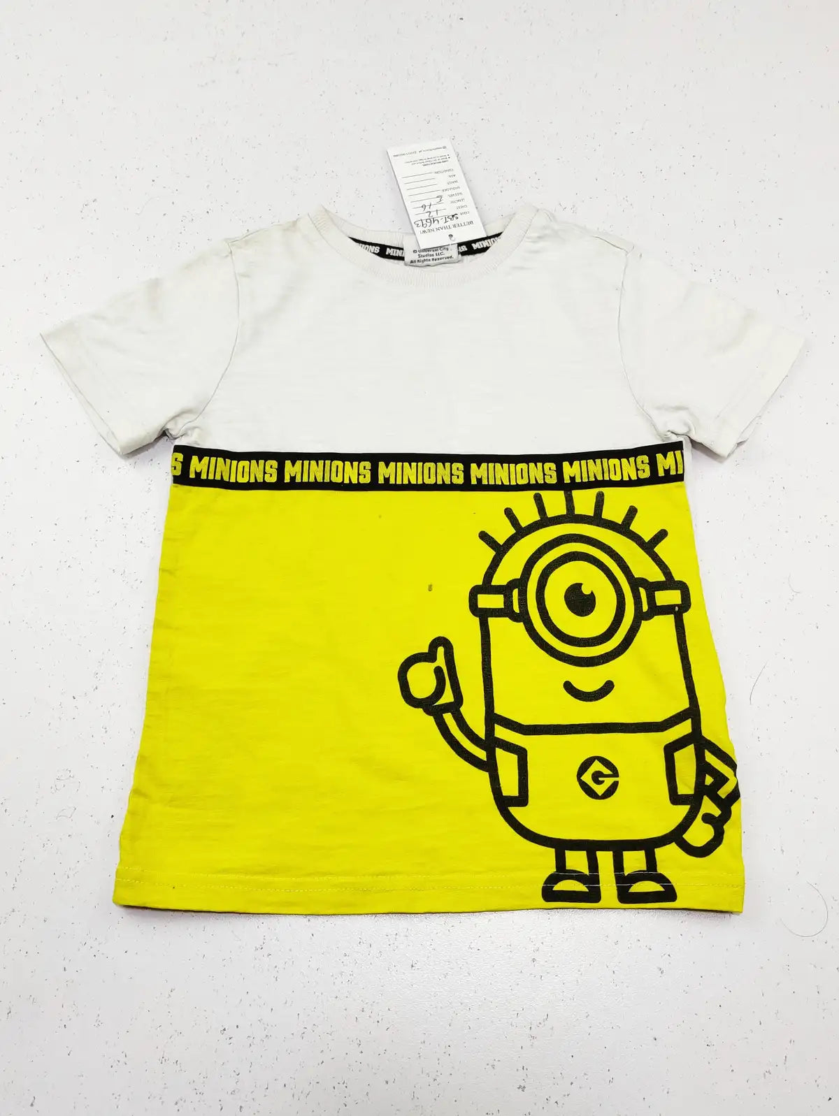 Buy online pre-used pre-loved 100% authentic & Original branded Minions (SBT-4693) available in Pakistan. Top international brands avilable.