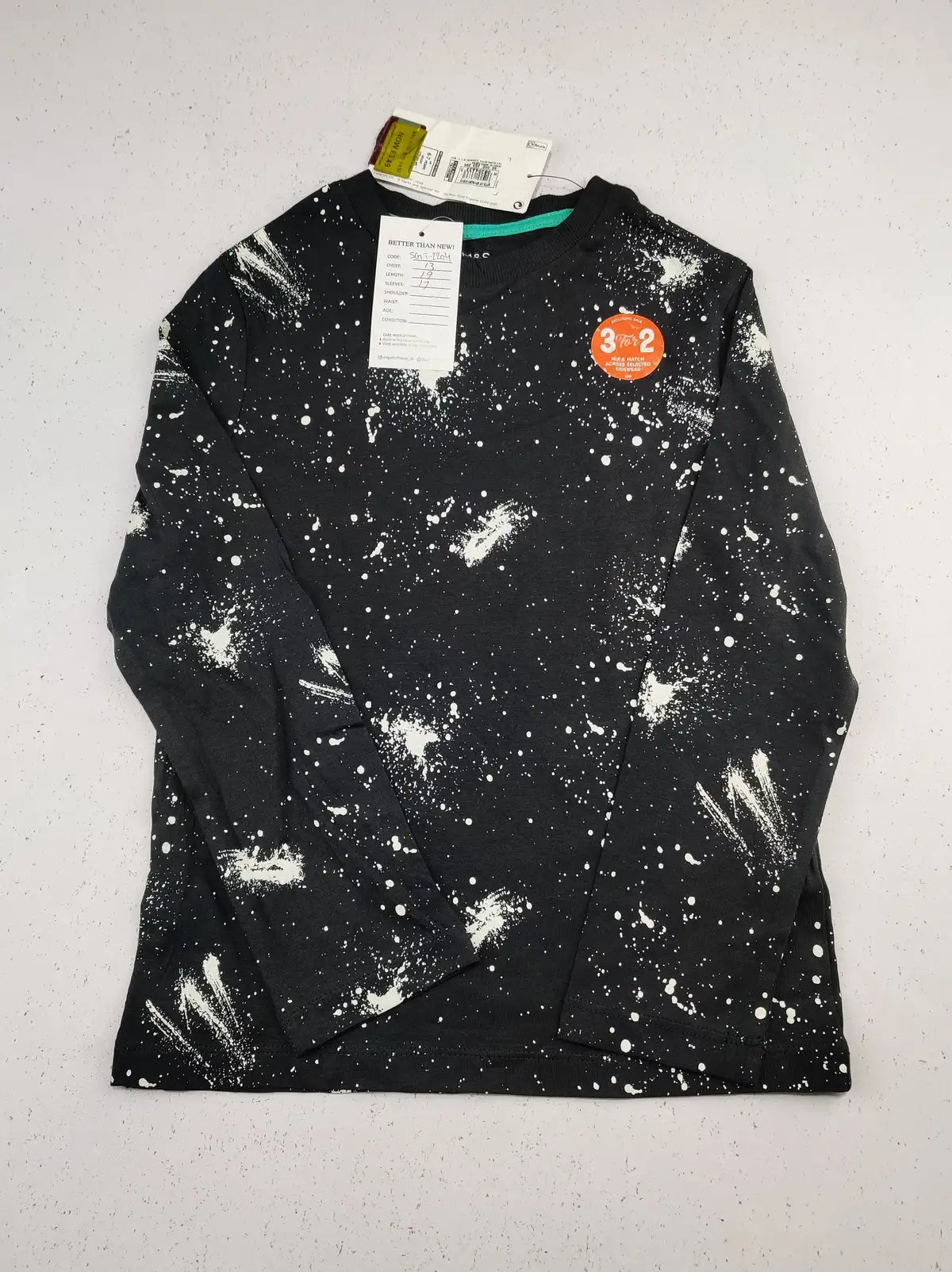 Buy online pre-used pre-loved 100% authentic & Original branded Marks & Spencer (SGT-2204) available in Pakistan. Top international brands avilable.