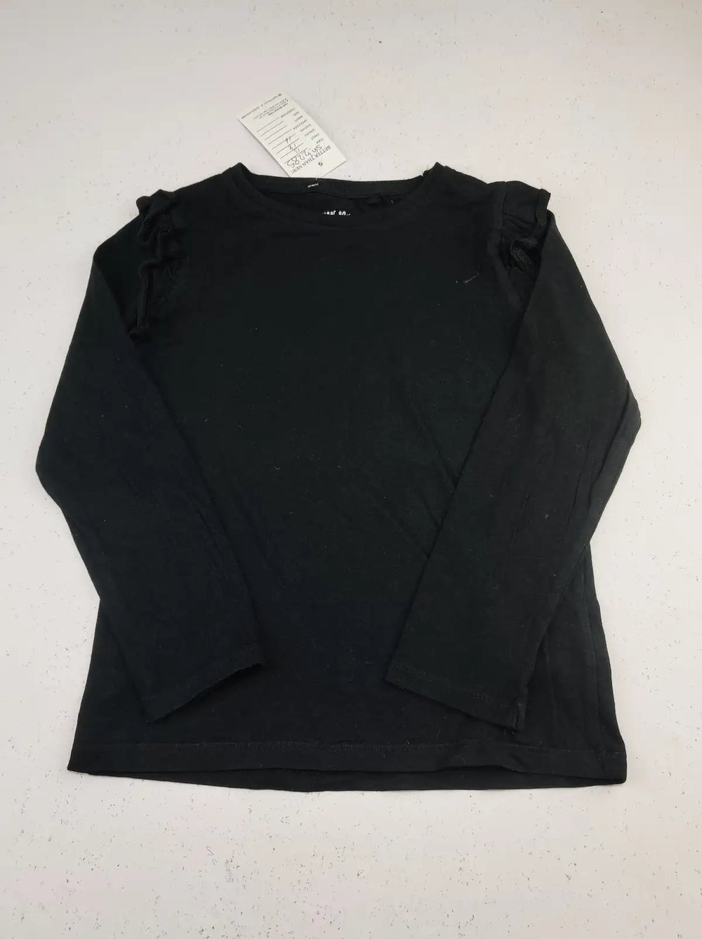 Buy online pre-used pre-loved 100% authentic & Original branded F&F (SGT-2285) available in Pakistan. Top international brands avilable.