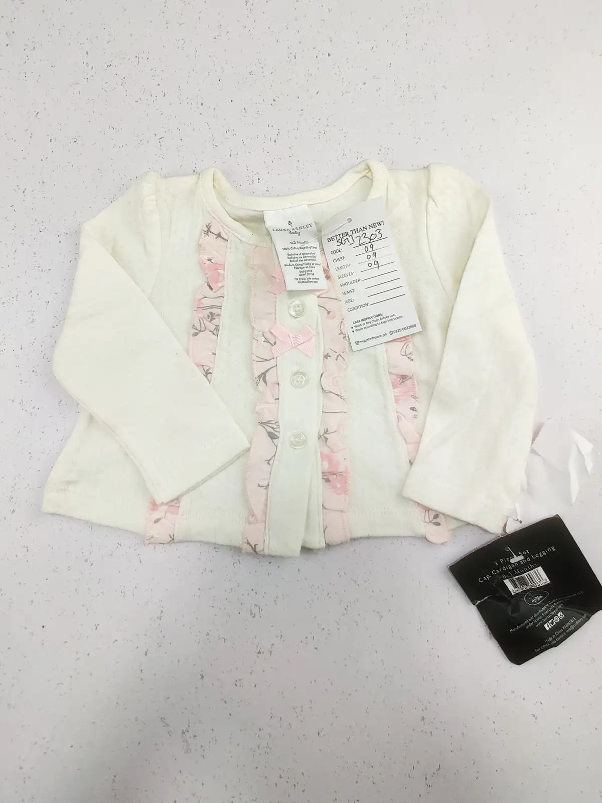 Buy online pre-used pre-loved 100% authentic & Original branded Laura Ashley (SGT-2303) available in Pakistan. Top international brands avilable.