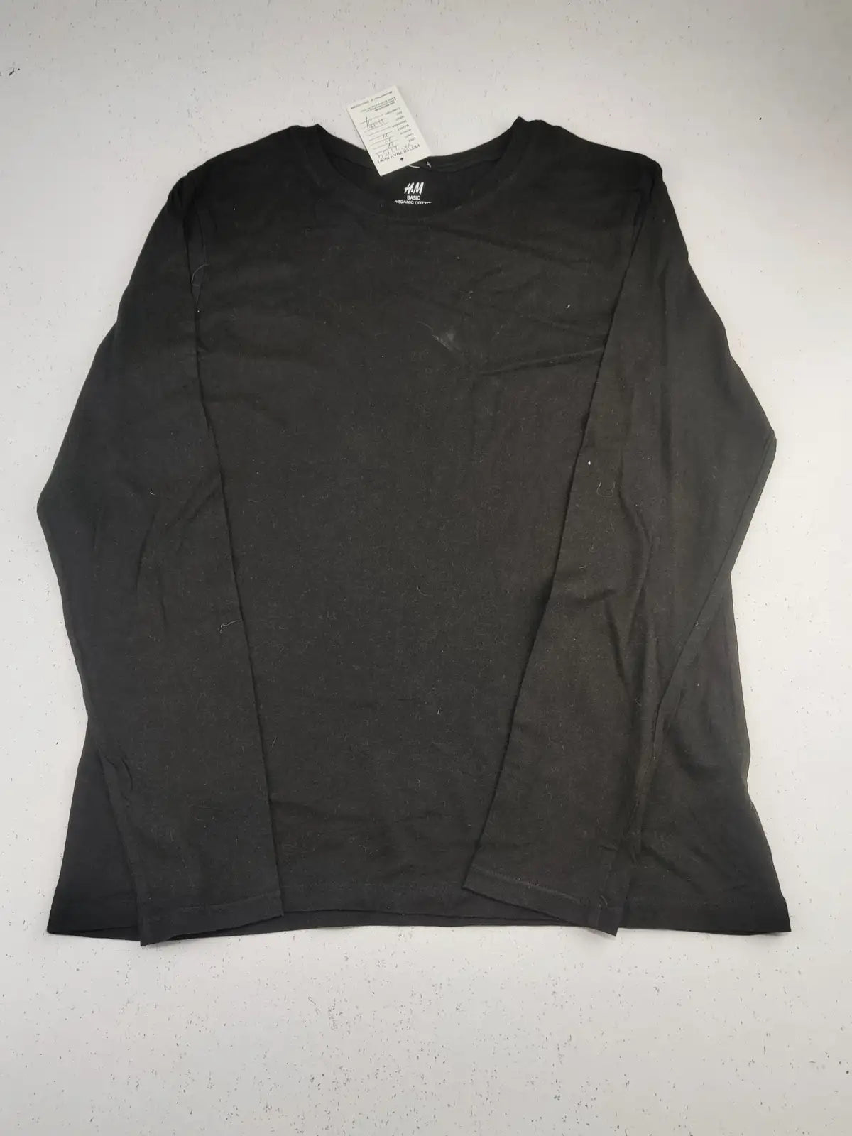 Buy online pre-used pre-loved 100% authentic & Original branded H&M (SGT-2359) available in Pakistan. Top international brands avilable.