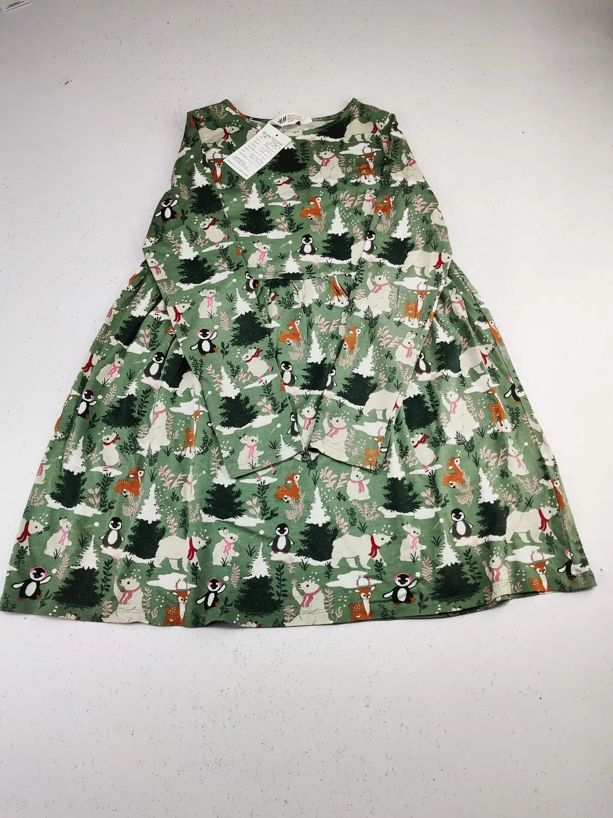 Buy online pre-used pre-loved 100% authentic & Original branded H&M (SGT-2504) available in Pakistan. Top international brands avilable.