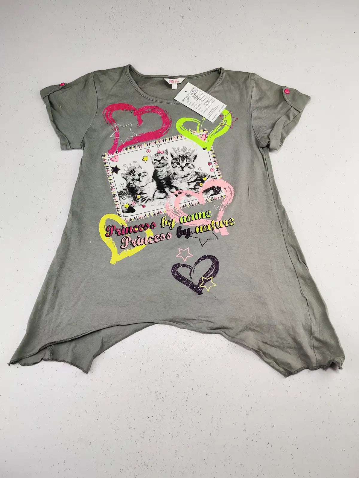 Buy online pre-used pre-loved 100% authentic & Original branded Miss Eve (SGT-2575) available in Pakistan. Top international brands avilable.
