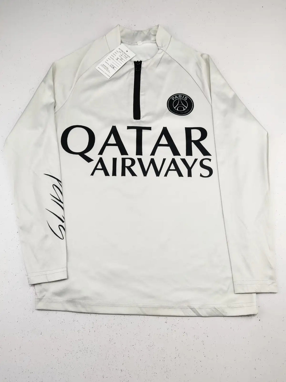 Buy online pre-used pre-loved 100% authentic & Original branded Unknown Brand (SGT-2758) available in Pakistan. Top international brands avilable.