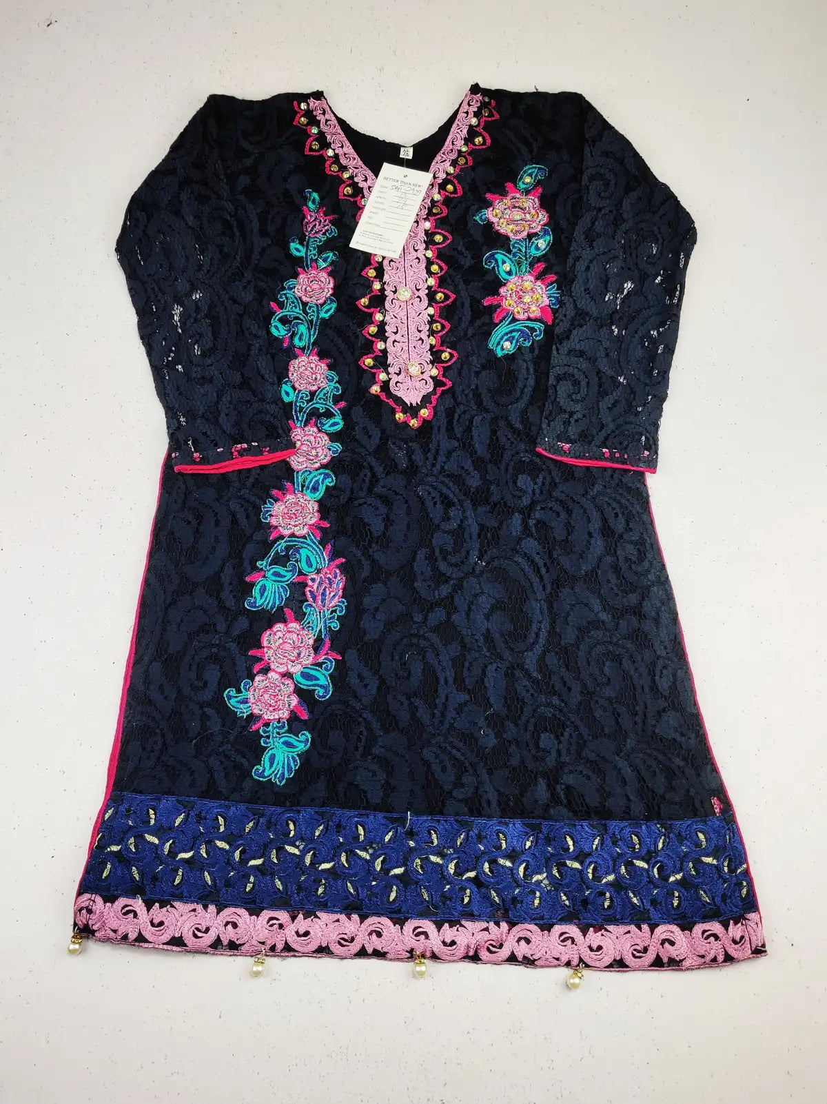 Buy online pre-used pre-loved 100% authentic & Original branded Unknown Brand (SGT-2939) available in Pakistan. Top international brands avilable.