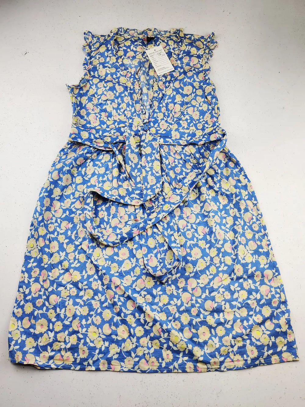 Buy online pre-used pre-loved 100% authentic & Original branded Topshop (SGT-3291) available in Pakistan. Top international brands avilable.