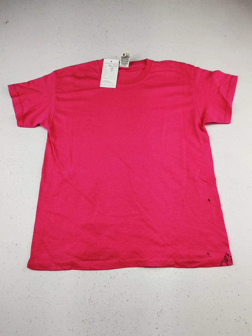 Buy online pre-used pre-loved 100% authentic & Original branded Fruit Of The Loom (SGT-3585) available in Pakistan. Top international brands avilable.