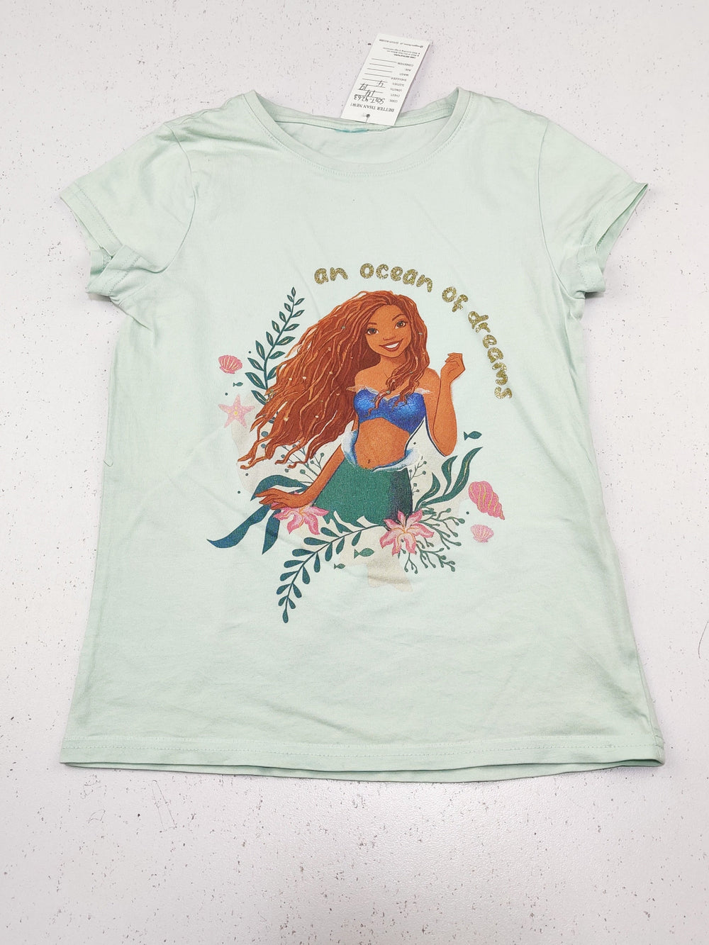 Buy online pre-used pre-loved 100% authentic & Original branded Disney (SGT-4263) available in Pakistan. Top international brands avilable.