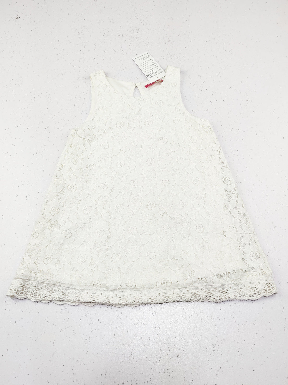 Buy online pre-used pre-loved 100% authentic & Original branded Young Dimension (SGT-4276) available in Pakistan. Top international brands avilable.